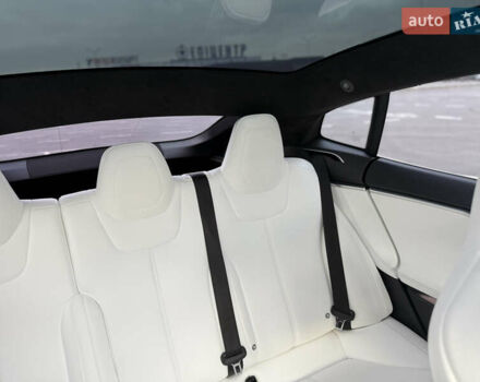 Серый Тесла Модель С, объемом двигателя 0 л и пробегом 141 тыс. км за 18350 $, фото 35 на Automoto.ua