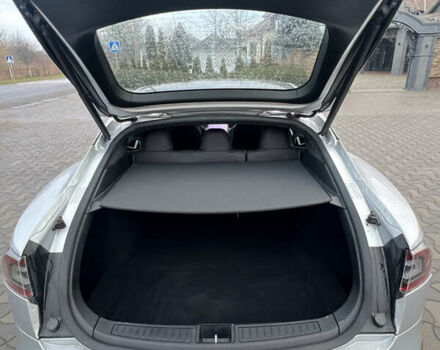 Серый Тесла Модель С, объемом двигателя 0 л и пробегом 110 тыс. км за 16900 $, фото 6 на Automoto.ua