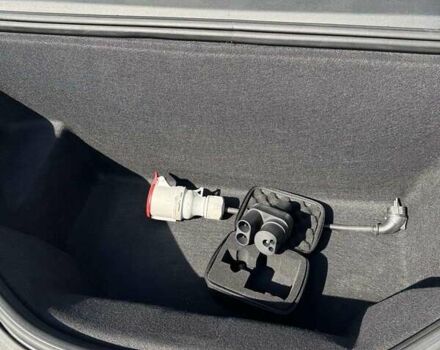 Серый Тесла Модель С, объемом двигателя 0 л и пробегом 107 тыс. км за 22500 $, фото 28 на Automoto.ua