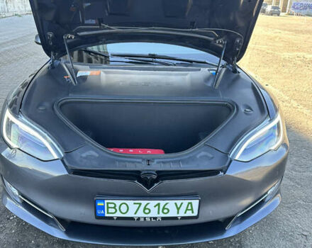 Сірий Тесла Модель С, об'ємом двигуна 0 л та пробігом 135 тис. км за 19999 $, фото 6 на Automoto.ua