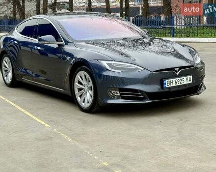 Серый Тесла Модель С, объемом двигателя 0 л и пробегом 111 тыс. км за 20500 $, фото 2 на Automoto.ua
