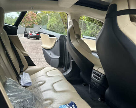 Сірий Тесла Модель С, об'ємом двигуна 0 л та пробігом 140 тис. км за 29000 $, фото 15 на Automoto.ua