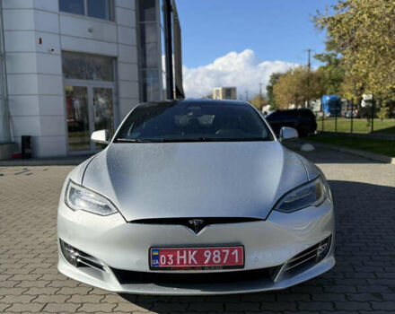 Серый Тесла Модель С, объемом двигателя 0 л и пробегом 151 тыс. км за 17500 $, фото 1 на Automoto.ua