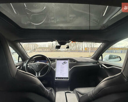 Серый Тесла Модель С, объемом двигателя 0 л и пробегом 166 тыс. км за 22500 $, фото 10 на Automoto.ua