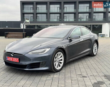 Серый Тесла Модель С, объемом двигателя 0 л и пробегом 161 тыс. км за 16700 $, фото 1 на Automoto.ua