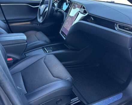 Сірий Тесла Модель С, об'ємом двигуна 0 л та пробігом 135 тис. км за 19999 $, фото 10 на Automoto.ua