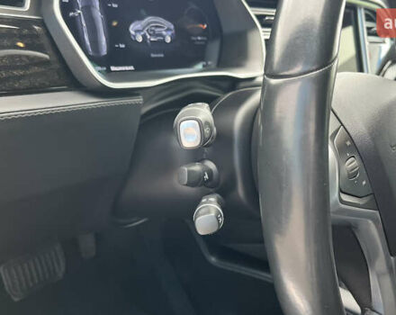 Серый Тесла Модель С, объемом двигателя 0 л и пробегом 150 тыс. км за 18500 $, фото 13 на Automoto.ua