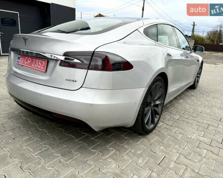 Серый Тесла Модель С, объемом двигателя 0 л и пробегом 128 тыс. км за 18300 $, фото 7 на Automoto.ua