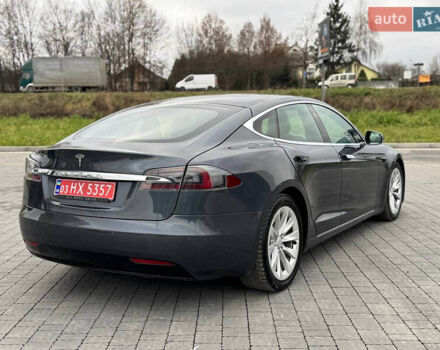 Серый Тесла Модель С, объемом двигателя 0 л и пробегом 161 тыс. км за 16700 $, фото 3 на Automoto.ua
