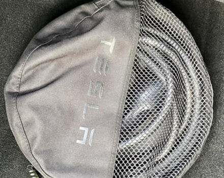 Серый Тесла Модель С, объемом двигателя 0 л и пробегом 233 тыс. км за 16800 $, фото 47 на Automoto.ua