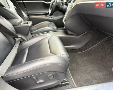 Серый Тесла Модель С, объемом двигателя 0 л и пробегом 128 тыс. км за 18300 $, фото 20 на Automoto.ua