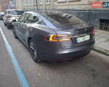 Серый Тесла Модель С, объемом двигателя 0 л и пробегом 202 тыс. км за 23000 $, фото 1 на Automoto.ua