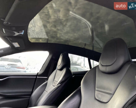 Серый Тесла Модель С, объемом двигателя 0 л и пробегом 233 тыс. км за 16800 $, фото 29 на Automoto.ua