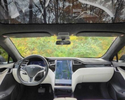 Сірий Тесла Модель С, об'ємом двигуна 0 л та пробігом 54 тис. км за 16200 $, фото 4 на Automoto.ua