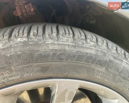 Серый Тесла Модель С, объемом двигателя 0 л и пробегом 99 тыс. км за 18000 $, фото 3 на Automoto.ua