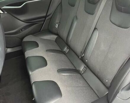 Серый Тесла Модель С, объемом двигателя 0 л и пробегом 192 тыс. км за 18000 $, фото 12 на Automoto.ua