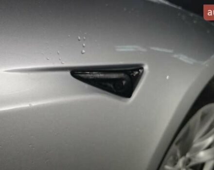 Сірий Тесла Модель С, об'ємом двигуна 0 л та пробігом 200 тис. км за 19900 $, фото 25 на Automoto.ua