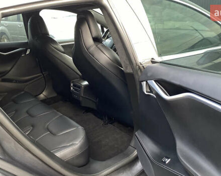 Серый Тесла Модель С, объемом двигателя 0 л и пробегом 233 тыс. км за 16800 $, фото 46 на Automoto.ua