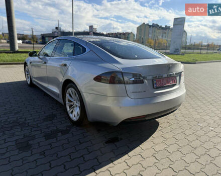 Серый Тесла Модель С, объемом двигателя 0 л и пробегом 151 тыс. км за 17500 $, фото 5 на Automoto.ua
