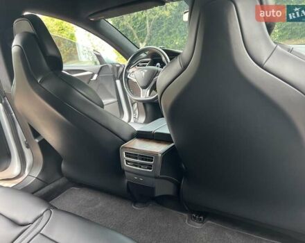 Тесла Модель С 2017 в Одессе на Automoto.ua Серый Тесла Модель С, объемом двигателя 0 л и пробегом 130 тыс. км за 23000 $, фото 15 на Automoto.ua