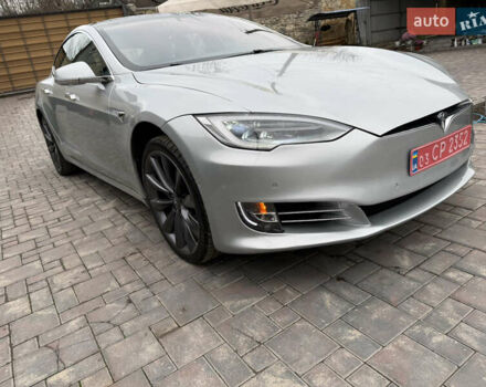 Серый Тесла Модель С, объемом двигателя 0 л и пробегом 128 тыс. км за 18300 $, фото 11 на Automoto.ua