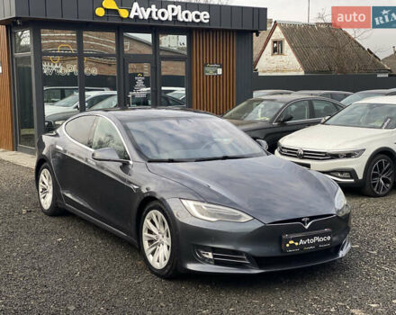Серый Тесла Модель С, объемом двигателя 0 л и пробегом 233 тыс. км за 16800 $, фото 9 на Automoto.ua