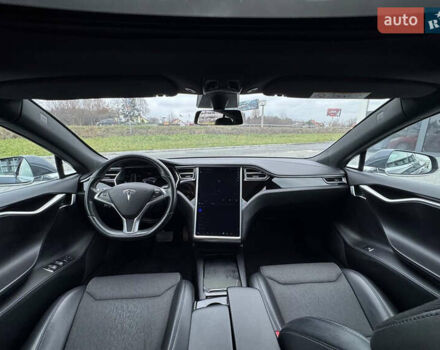 Серый Тесла Модель С, объемом двигателя 0 л и пробегом 161 тыс. км за 16700 $, фото 4 на Automoto.ua