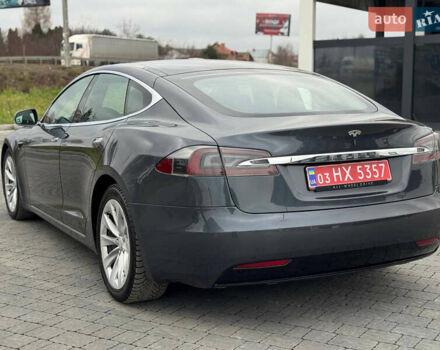 Серый Тесла Модель С, объемом двигателя 0 л и пробегом 161 тыс. км за 16700 $, фото 2 на Automoto.ua