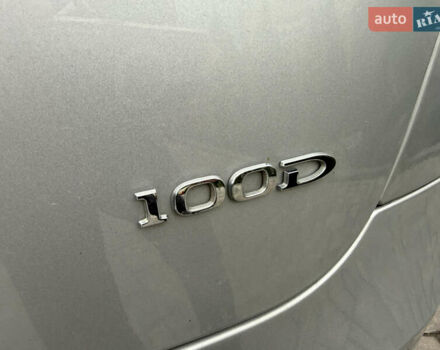 Серый Тесла Модель С, объемом двигателя 0 л и пробегом 128 тыс. км за 18300 $, фото 13 на Automoto.ua