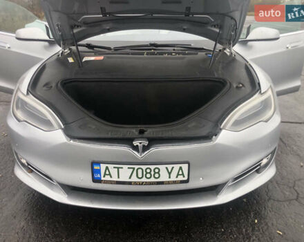 Сірий Тесла Модель С, об'ємом двигуна 0 л та пробігом 273 тис. км за 17200 $, фото 5 на Automoto.ua