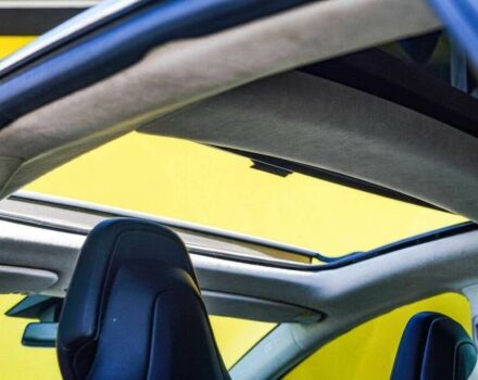 Серый Тесла Модель С, объемом двигателя 0 л и пробегом 54 тыс. км за 13000 $, фото 10 на Automoto.ua