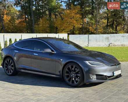 Тесла Модель С 2017 у Луцьку на Automoto.ua Сірий Тесла Модель С, об'ємом двигуна 0 л та пробігом 164 тис. км за 22111 $, фото 1 на Automoto.ua