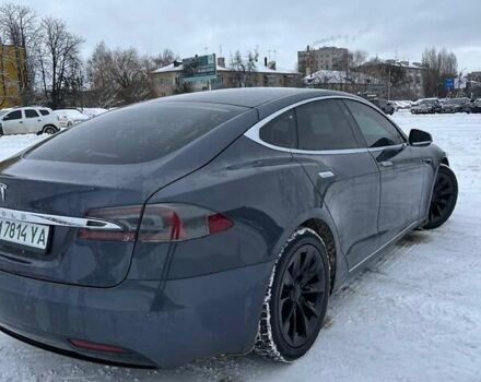 Серый Тесла Модель С, объемом двигателя 0 л и пробегом 192 тыс. км за 18000 $, фото 5 на Automoto.ua