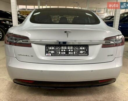 Сірий Тесла Модель С, об'ємом двигуна 0 л та пробігом 160 тис. км за 20790 $, фото 18 на Automoto.ua