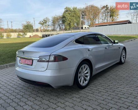 Серый Тесла Модель С, объемом двигателя 0 л и пробегом 132 тыс. км за 17200 $, фото 5 на Automoto.ua