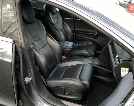 Серый Тесла Модель С, объемом двигателя 0 л и пробегом 233 тыс. км за 16800 $, фото 58 на Automoto.ua