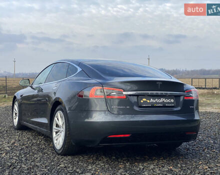 Серый Тесла Модель С, объемом двигателя 0 л и пробегом 233 тыс. км за 16800 $, фото 83 на Automoto.ua