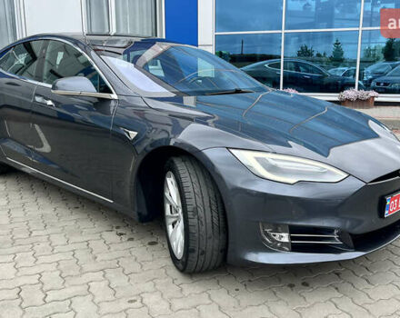 Серый Тесла Модель С, объемом двигателя 0 л и пробегом 150 тыс. км за 18500 $, фото 2 на Automoto.ua