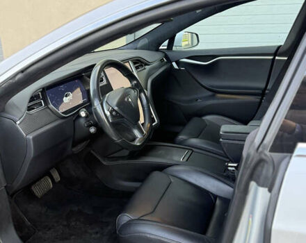 Серый Тесла Модель С, объемом двигателя 0 л и пробегом 132 тыс. км за 17200 $, фото 8 на Automoto.ua