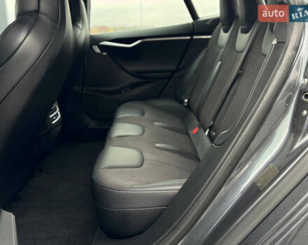 Серый Тесла Модель С, объемом двигателя 0 л и пробегом 161 тыс. км за 16700 $, фото 10 на Automoto.ua