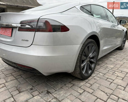 Серый Тесла Модель С, объемом двигателя 0 л и пробегом 128 тыс. км за 18300 $, фото 8 на Automoto.ua