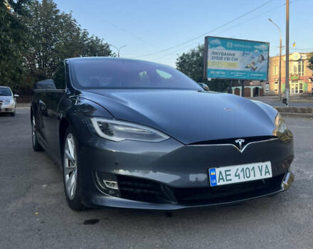 Серый Тесла Модель С, объемом двигателя 0 л и пробегом 130 тыс. км за 16500 $, фото 9 на Automoto.ua