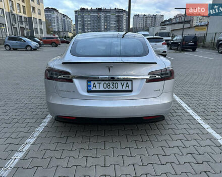 Серый Тесла Модель С, объемом двигателя 0 л и пробегом 98 тыс. км за 20500 $, фото 8 на Automoto.ua