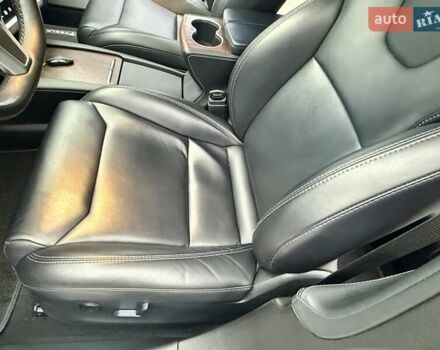 Серый Тесла Модель С, объемом двигателя 0 л и пробегом 111 тыс. км за 20500 $, фото 60 на Automoto.ua