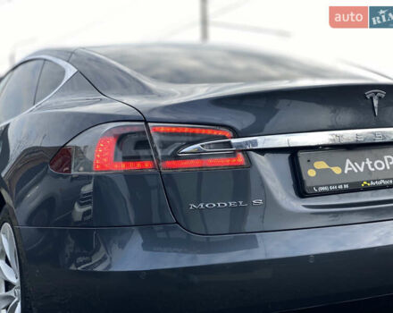 Серый Тесла Модель С, объемом двигателя 0 л и пробегом 233 тыс. км за 16800 $, фото 18 на Automoto.ua