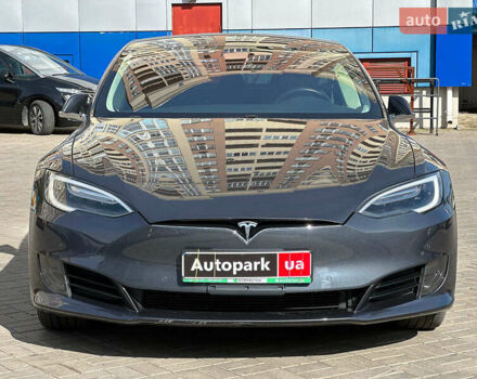 Серый Тесла Модель С, объемом двигателя 0 л и пробегом 50 тыс. км за 19230 $, фото 2 на Automoto.ua