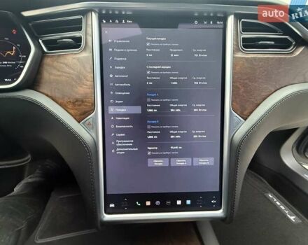 Серый Тесла Модель С, объемом двигателя 0 л и пробегом 111 тыс. км за 20500 $, фото 67 на Automoto.ua