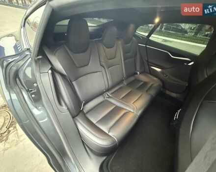 Серый Тесла Модель С, объемом двигателя 0 л и пробегом 111 тыс. км за 20500 $, фото 49 на Automoto.ua