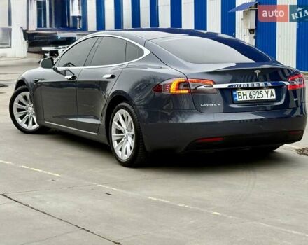 Серый Тесла Модель С, объемом двигателя 0 л и пробегом 111 тыс. км за 20500 $, фото 24 на Automoto.ua