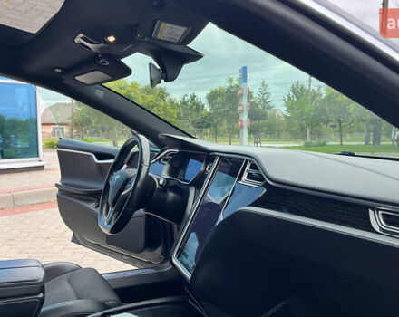 Серый Тесла Модель С, объемом двигателя 0 л и пробегом 150 тыс. км за 18500 $, фото 20 на Automoto.ua